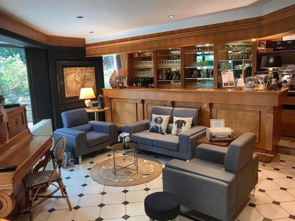 Auberge De "L'Hostellerie Le Saint Laurent" - Hotel Restaurant - Institut De "Bien Etre" Et Ses "Appart Hotel" Zewnętrze zdjęcie
