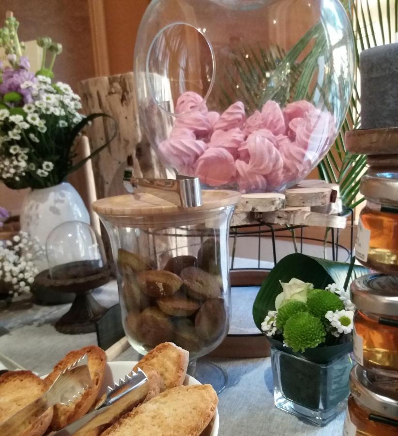 Auberge De "L'Hostellerie Le Saint Laurent" - Hotel Restaurant - Institut De "Bien Etre" Et Ses "Appart Hotel" Zewnętrze zdjęcie